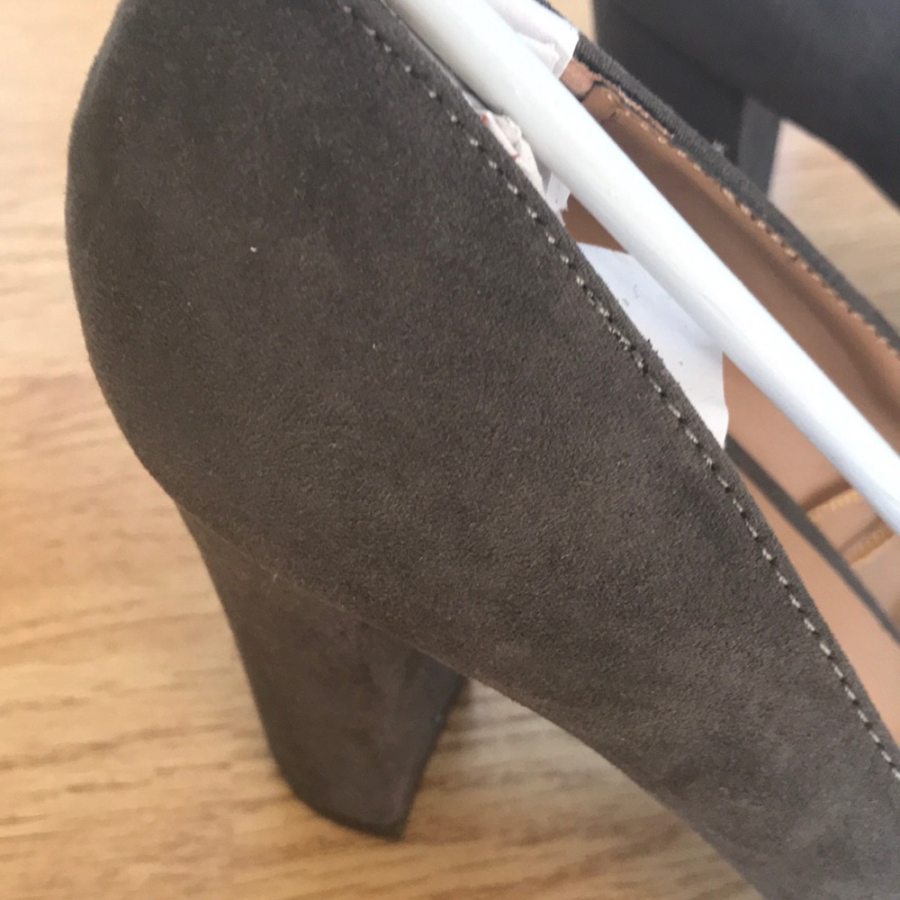 REPORT dark brown/grey pumps NWT - Picture 7 of 8